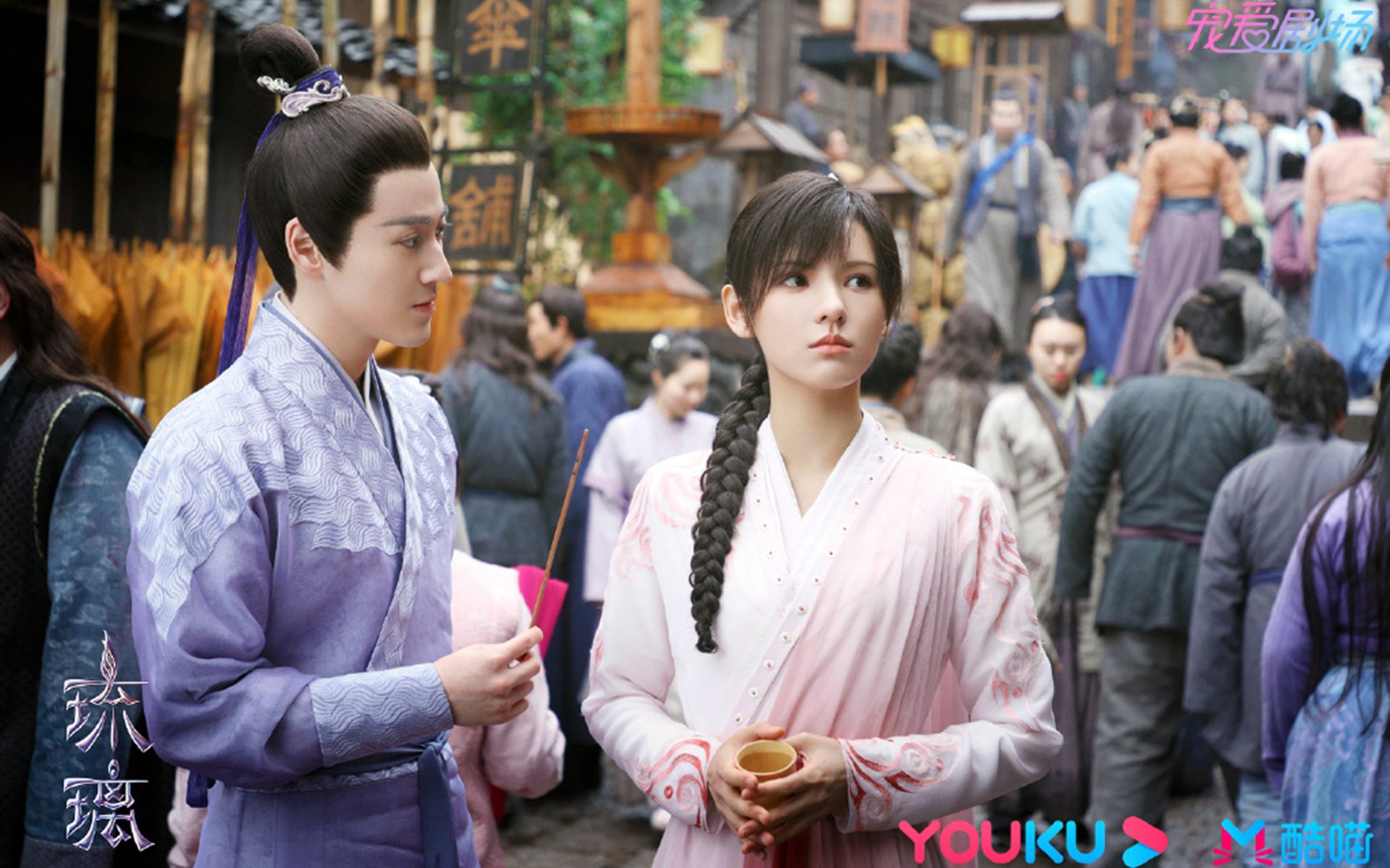 爱游戏入口-拜仁利用边后卫内收创造中路重叠优势,效力过拜仁的边后卫